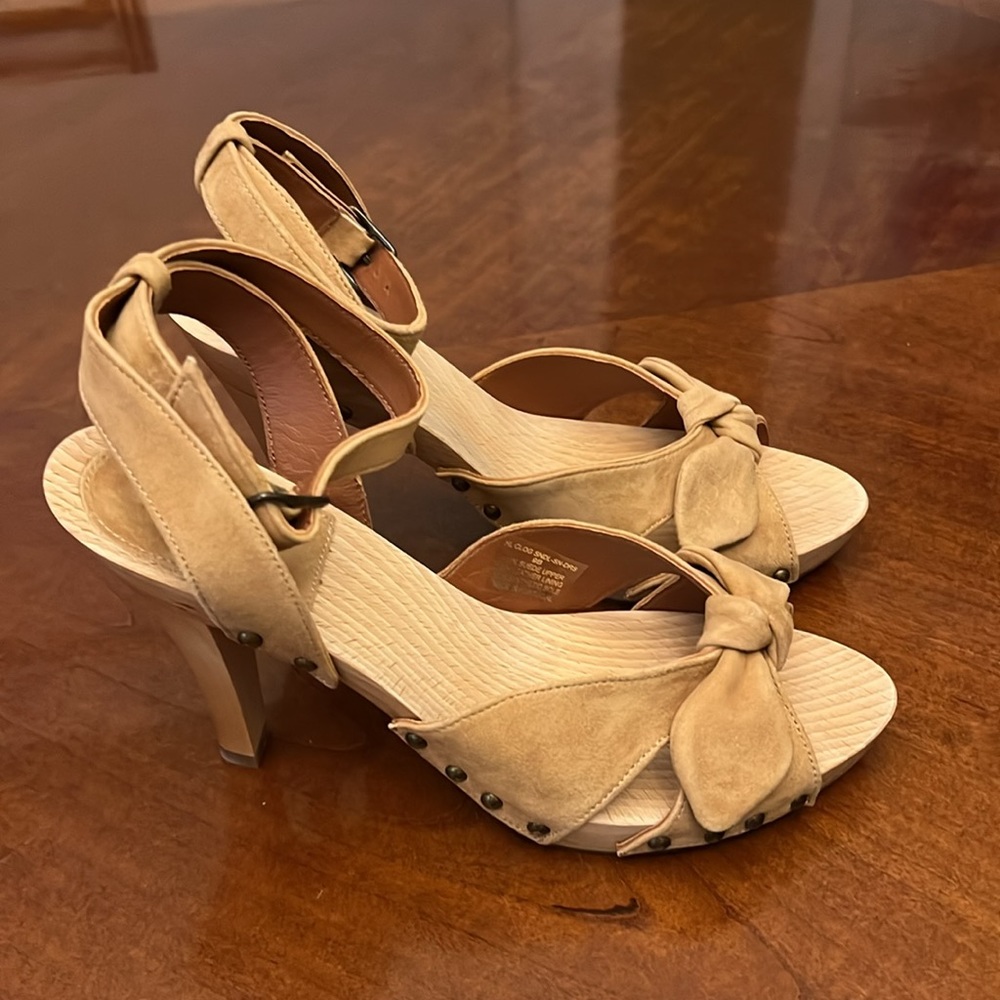 Camel Suede & Wood Polo Ralph Lauren Heels, Size 9B, New in Box